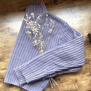 Cropped light dusky purple sweater.